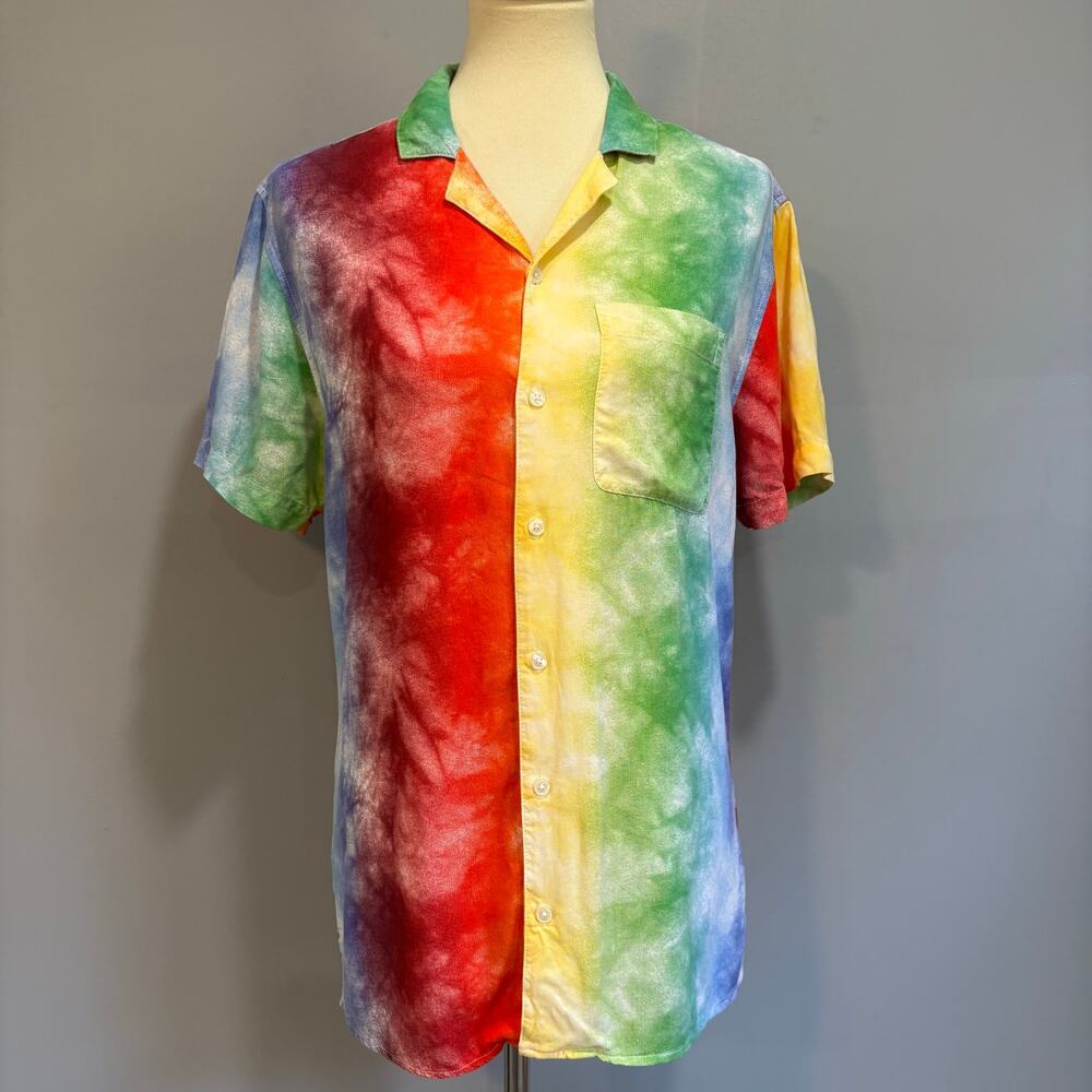 Trinity Collective Rainbow Tie Dye Button Down Shirt Short Sleeve, Size Small